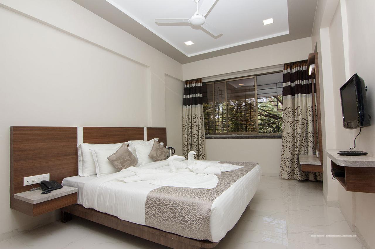 Highland Resort Lonavala Buitenkant foto