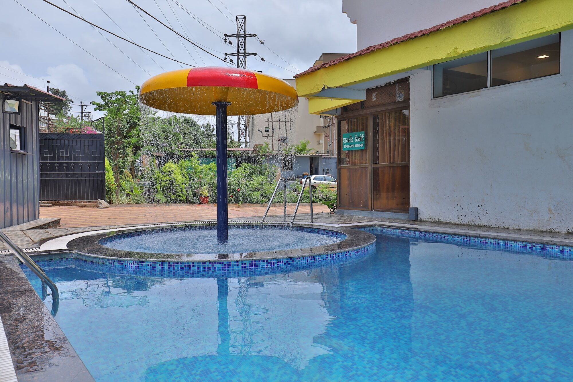 Highland Resort Lonavala Buitenkant foto